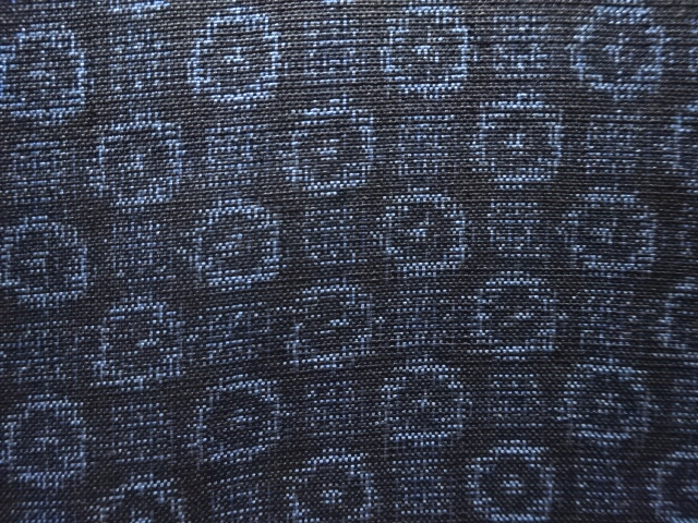 JAPANESE KIMONO / ANTIQUE KIMONO / SILK / DORO OSHIMA TSUMUGI / WOVEN ABSTRACT PATTERN